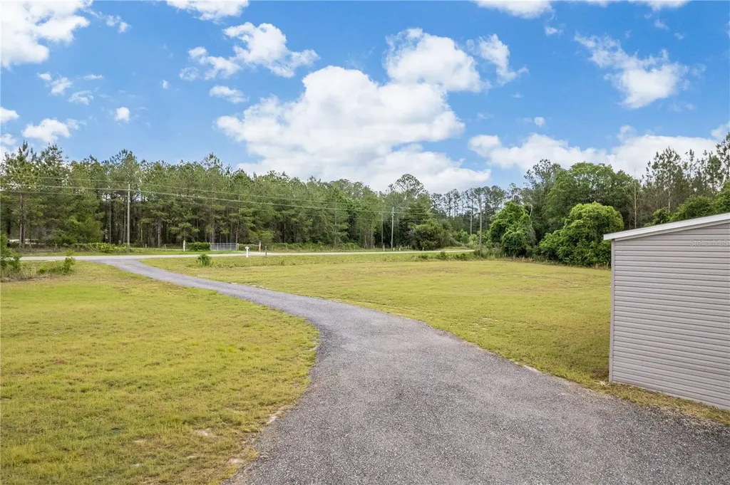 2362 NE County Road 1469 Hawthorne FL 32640