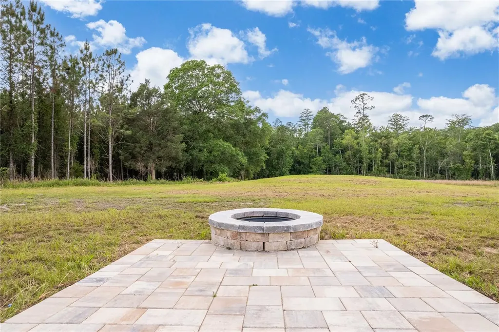 2362 NE County Road 1469 Hawthorne FL 32640
