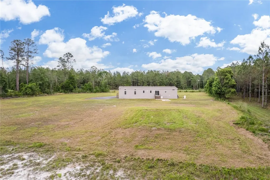 2362 NE County Road 1469 Hawthorne FL 32640