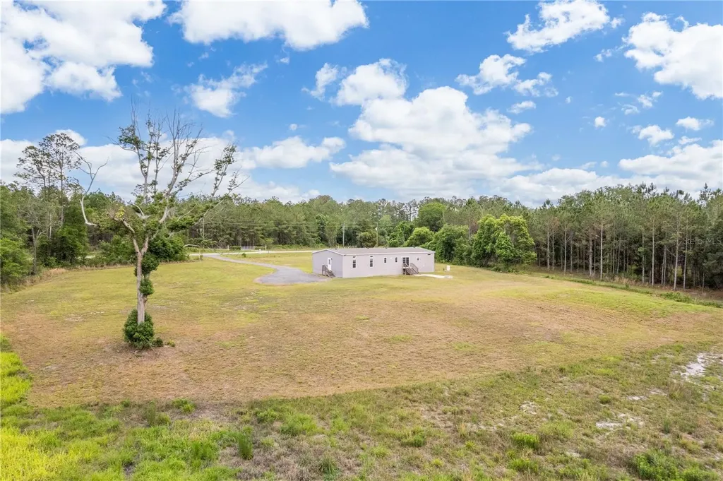 2362 NE County Road 1469 Hawthorne FL 32640