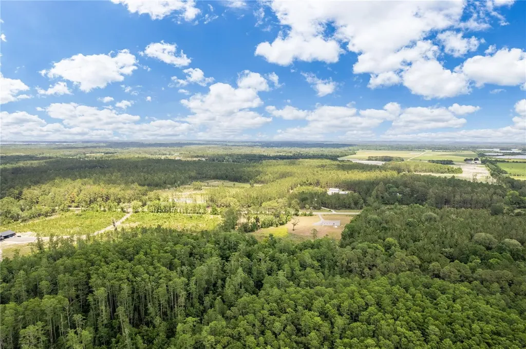 2362 NE County Road 1469 Hawthorne FL 32640