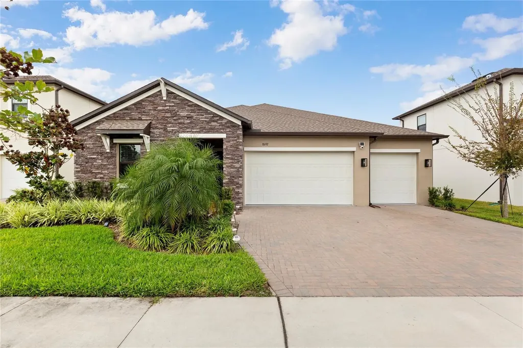 8692 Little Bluestem Drive Land O Lakes FL 34637