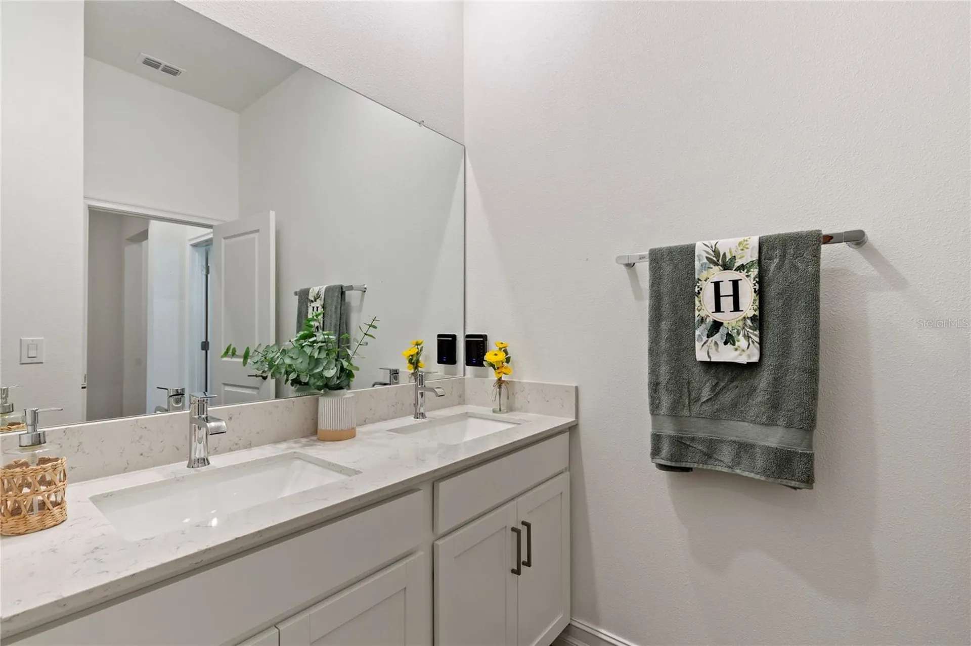 8692 Little Bluestem Drive Land O Lakes FL 34637