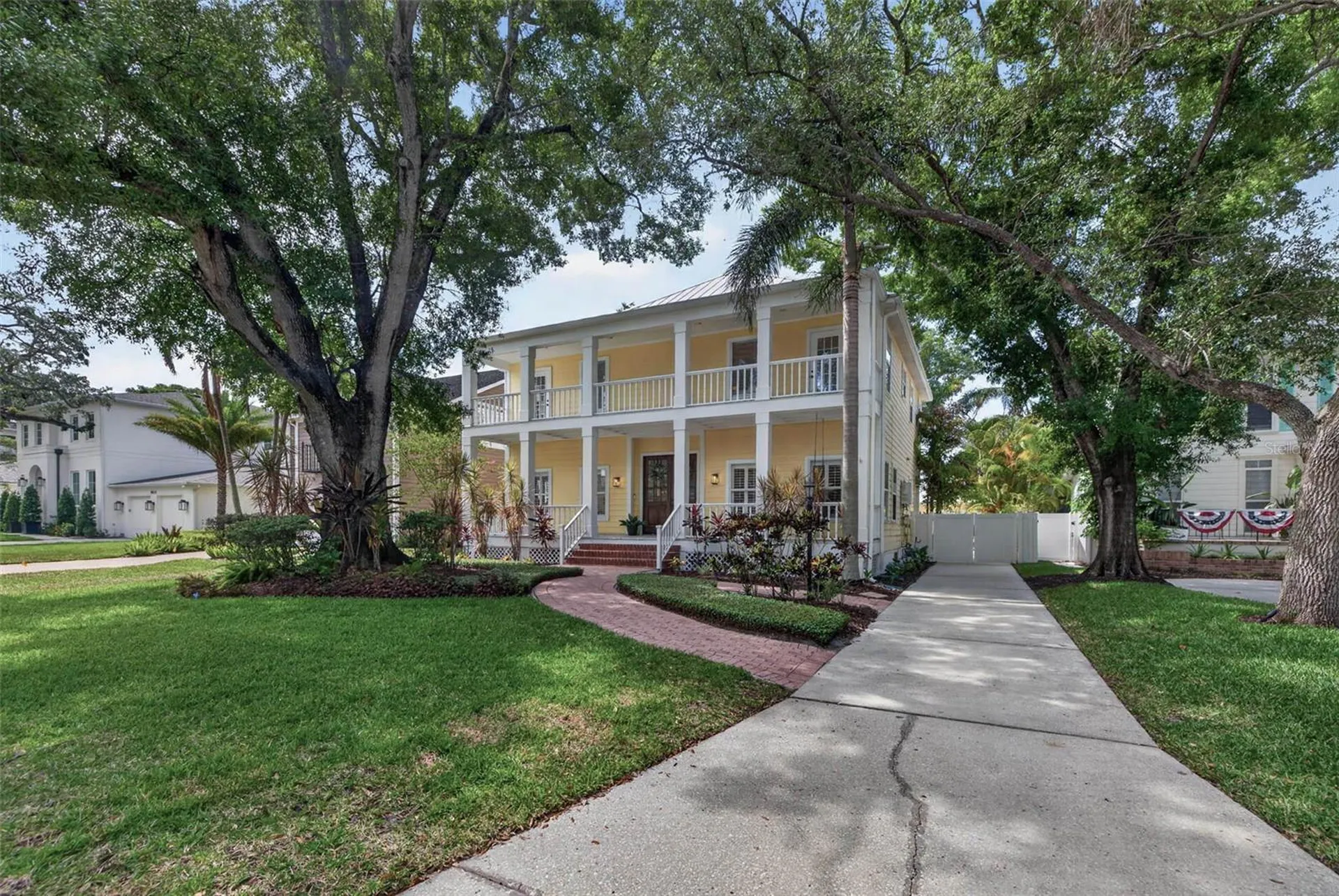 4618 W Tennyson Avenue Tampa FL 33629
