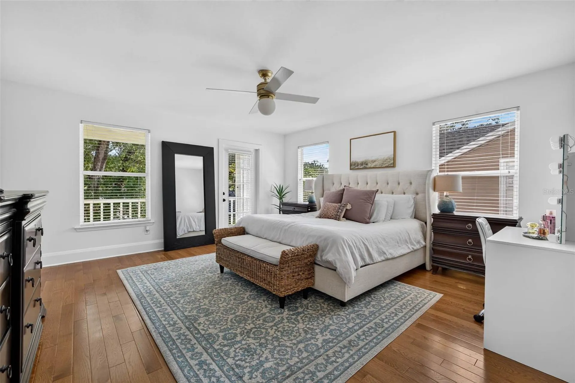 4618 W Tennyson Avenue Tampa FL 33629