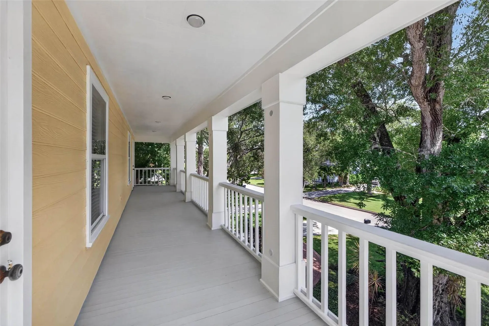 4618 W Tennyson Avenue Tampa FL 33629