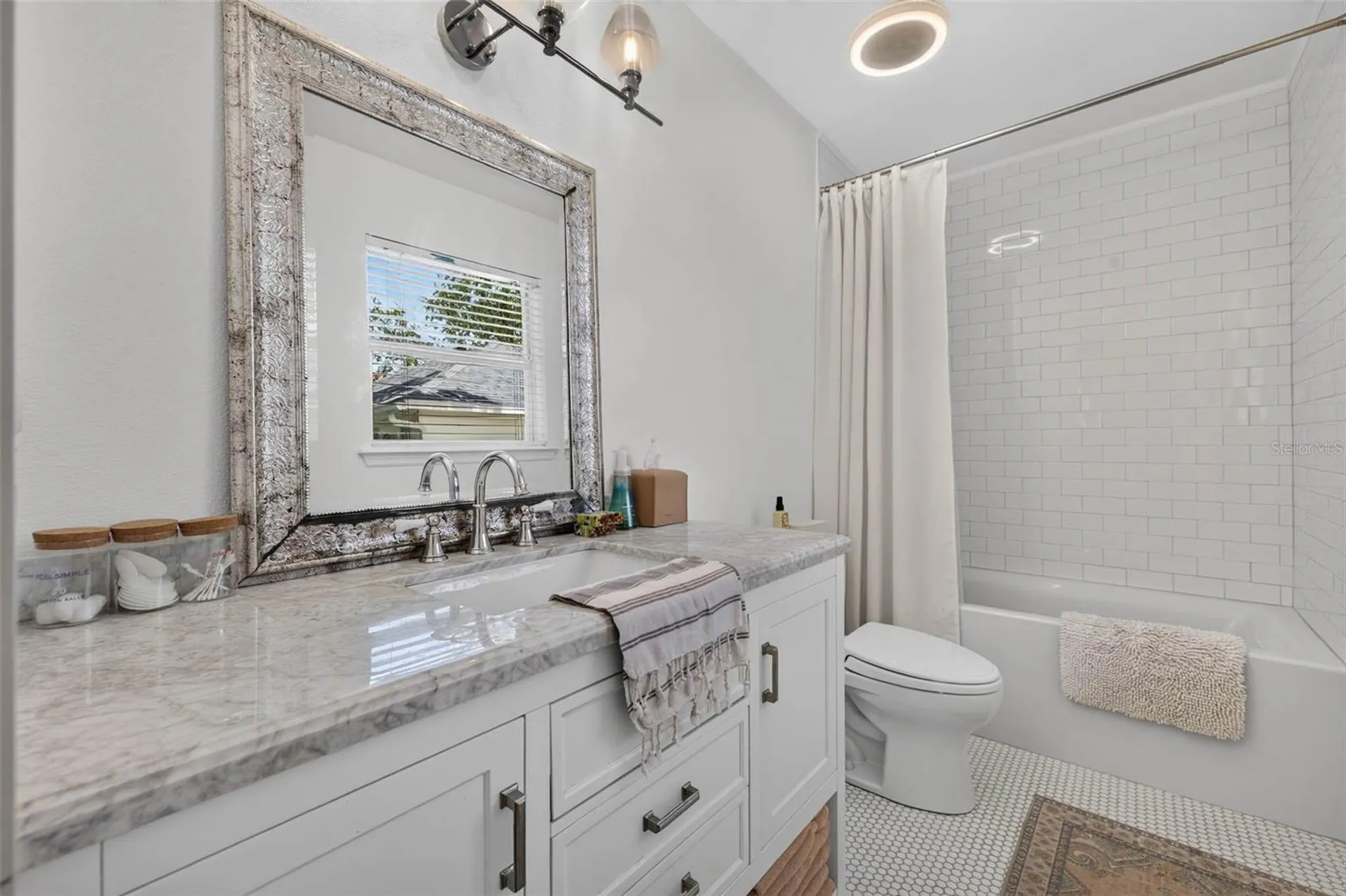 4618 W Tennyson Avenue Tampa FL 33629