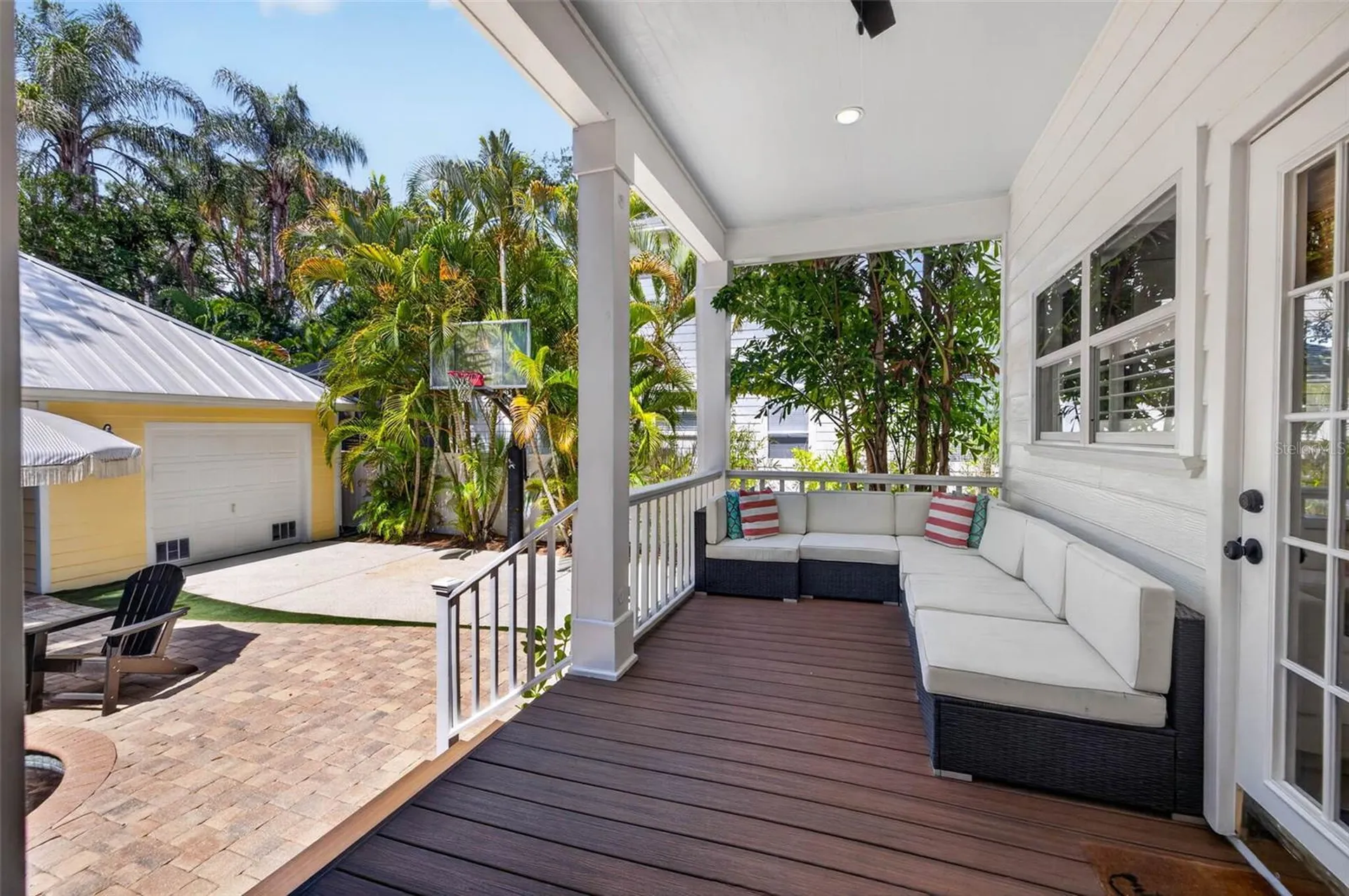 4618 W Tennyson Avenue Tampa FL 33629