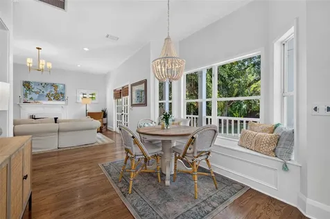 4618 W Tennyson Avenue Tampa FL 33629