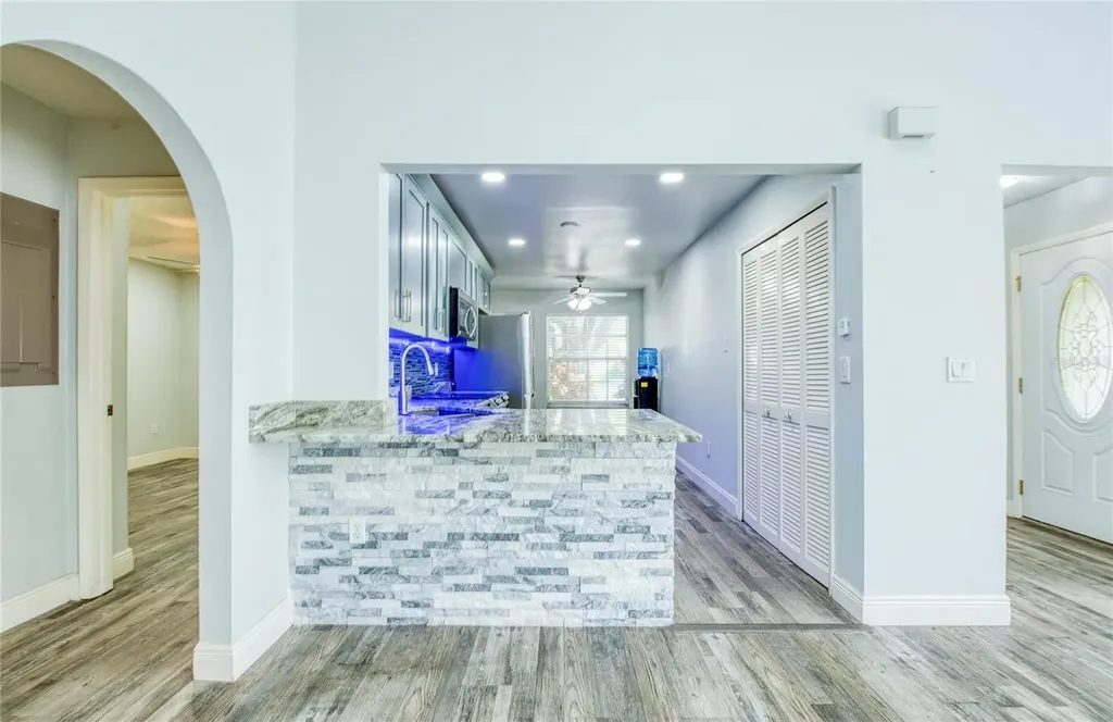 2390 Bentley Drive Palm Harbor FL 34684