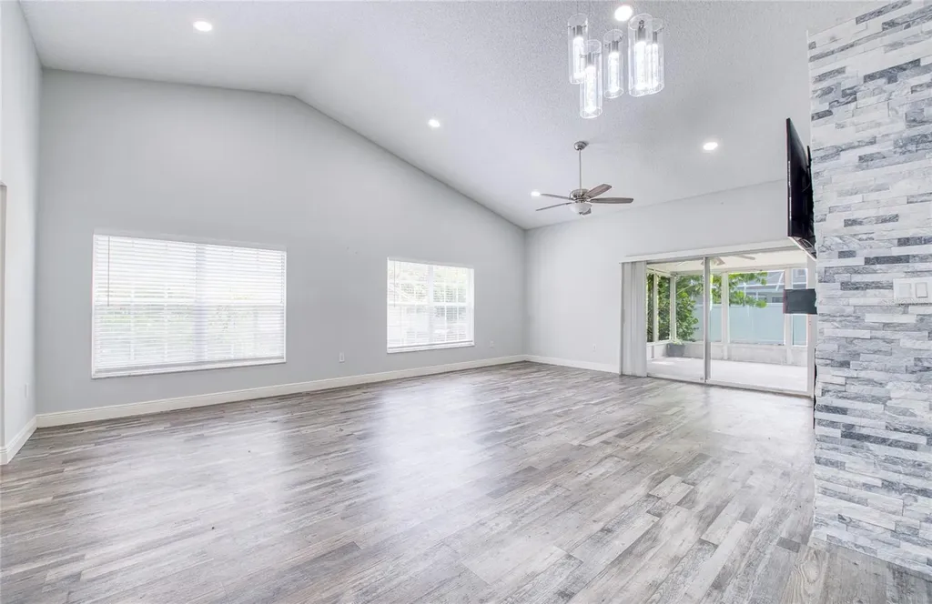 2390 Bentley Drive Palm Harbor FL 34684