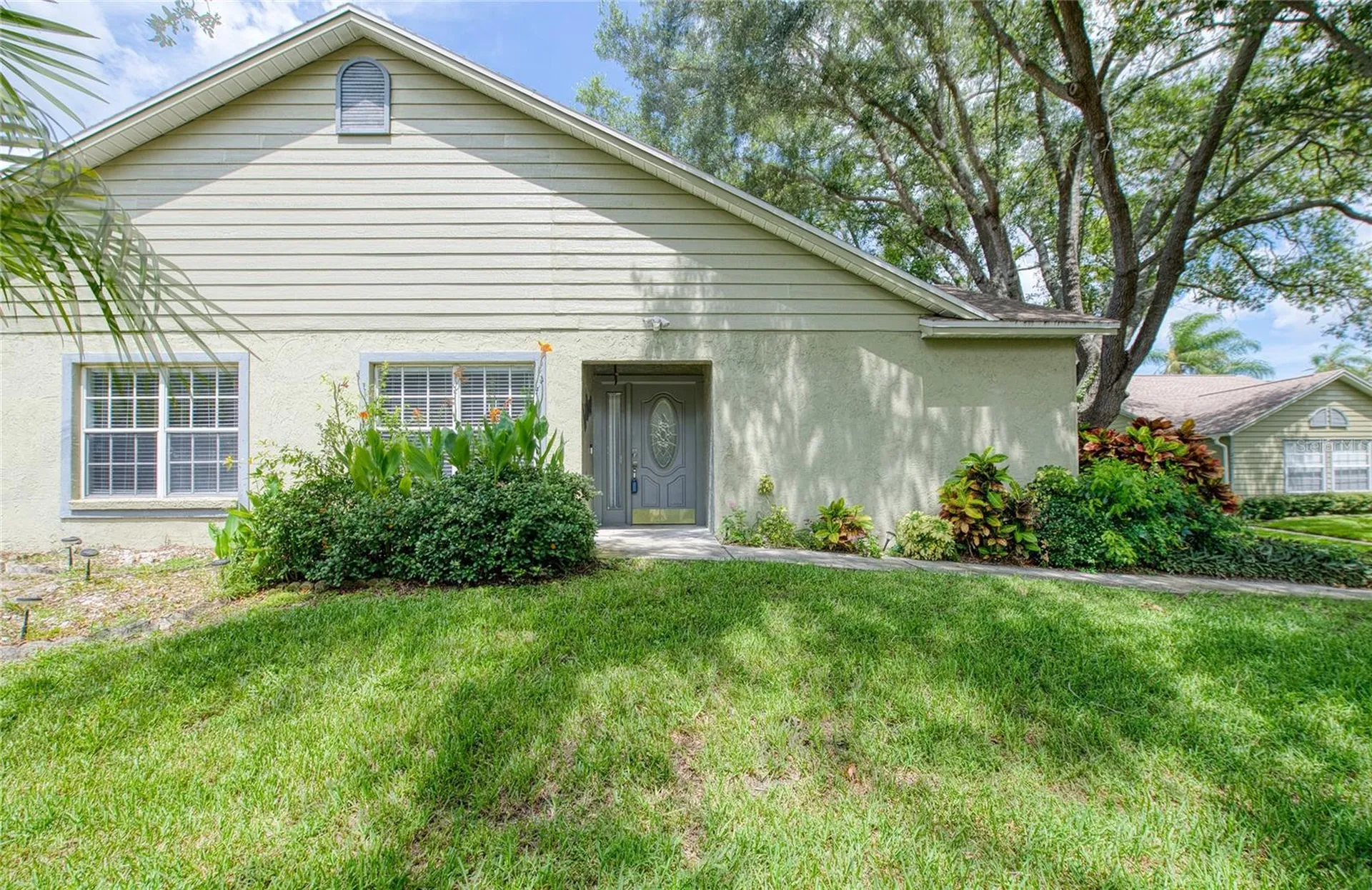 2390 Bentley Drive Palm Harbor FL 34684