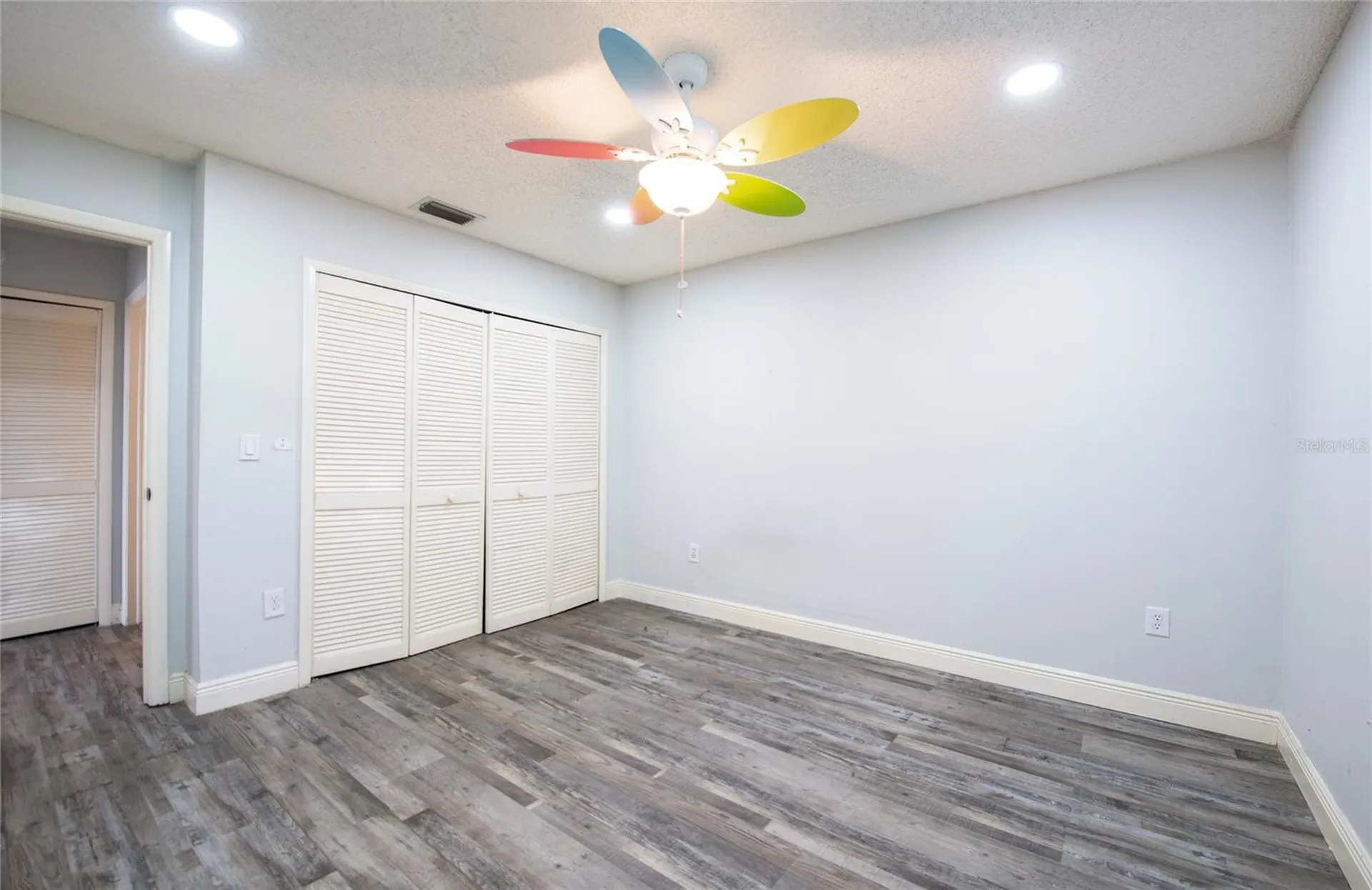 2390 Bentley Drive Palm Harbor FL 34684