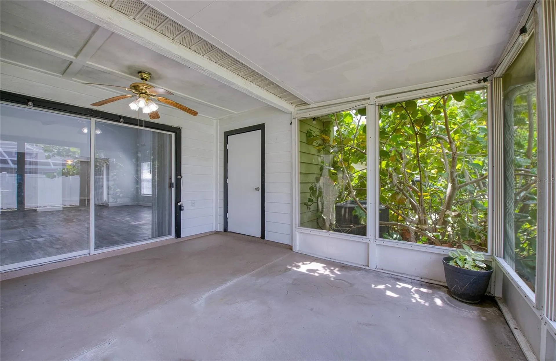 2390 Bentley Drive Palm Harbor FL 34684