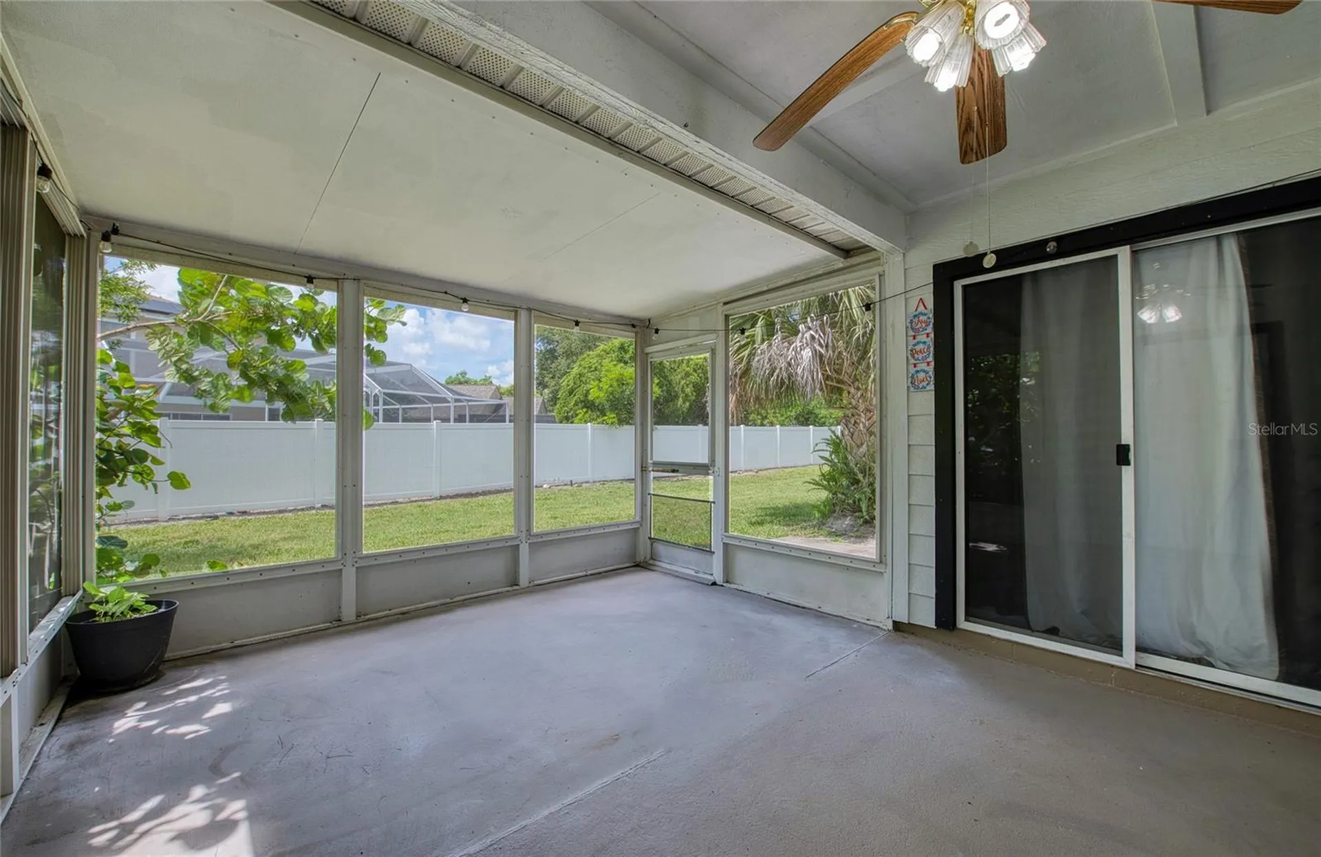 2390 Bentley Drive Palm Harbor FL 34684