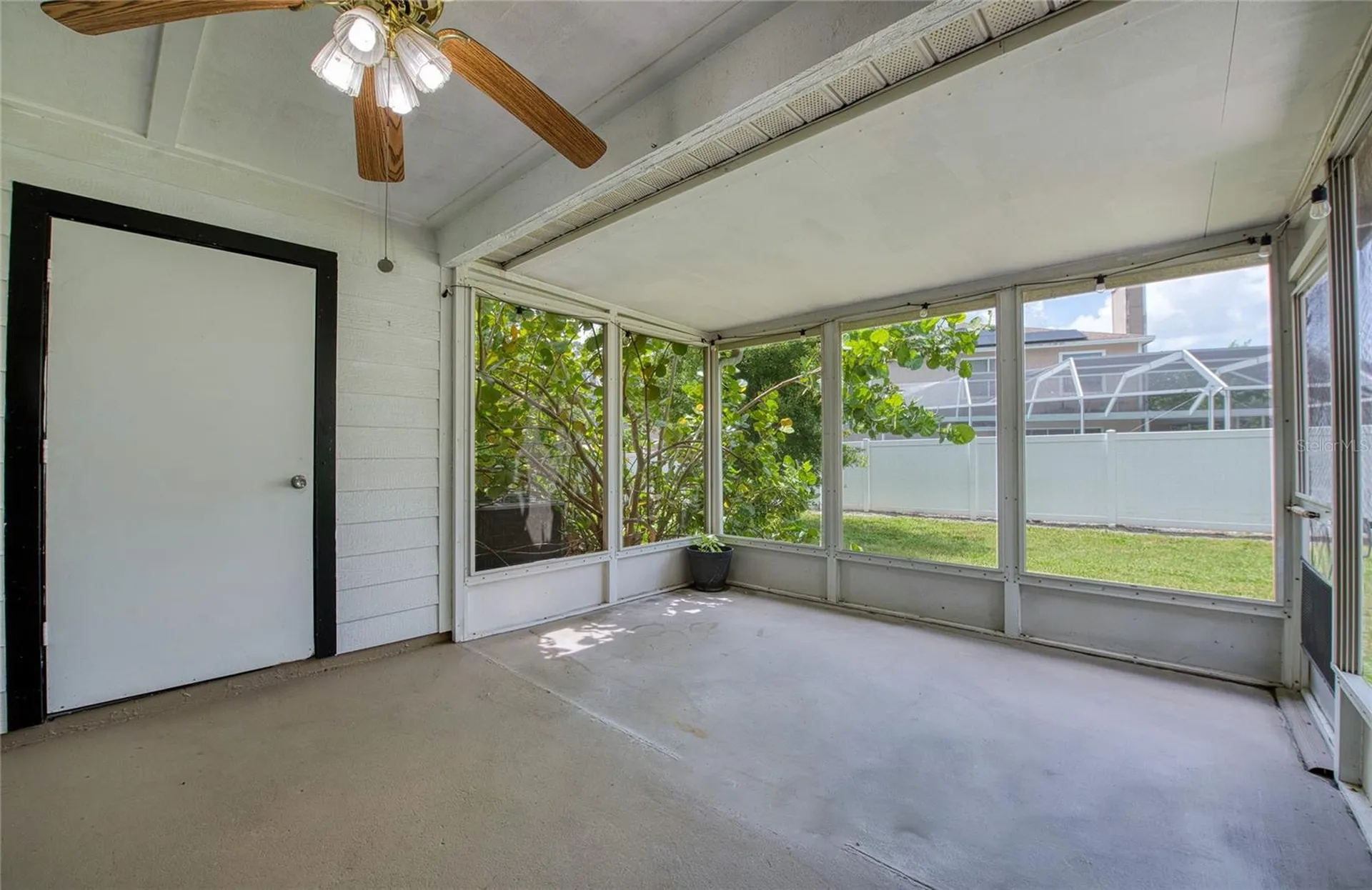 2390 Bentley Drive Palm Harbor FL 34684