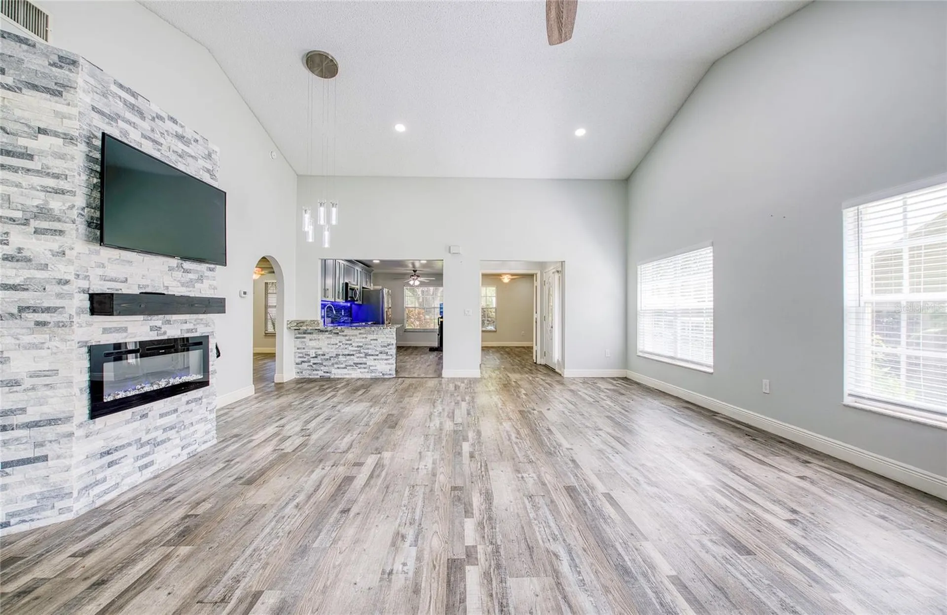 2390 Bentley Drive Palm Harbor FL 34684