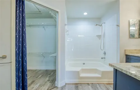 2390 Bentley Drive Palm Harbor FL 34684