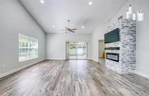 2390 Bentley Drive Palm Harbor FL 34684