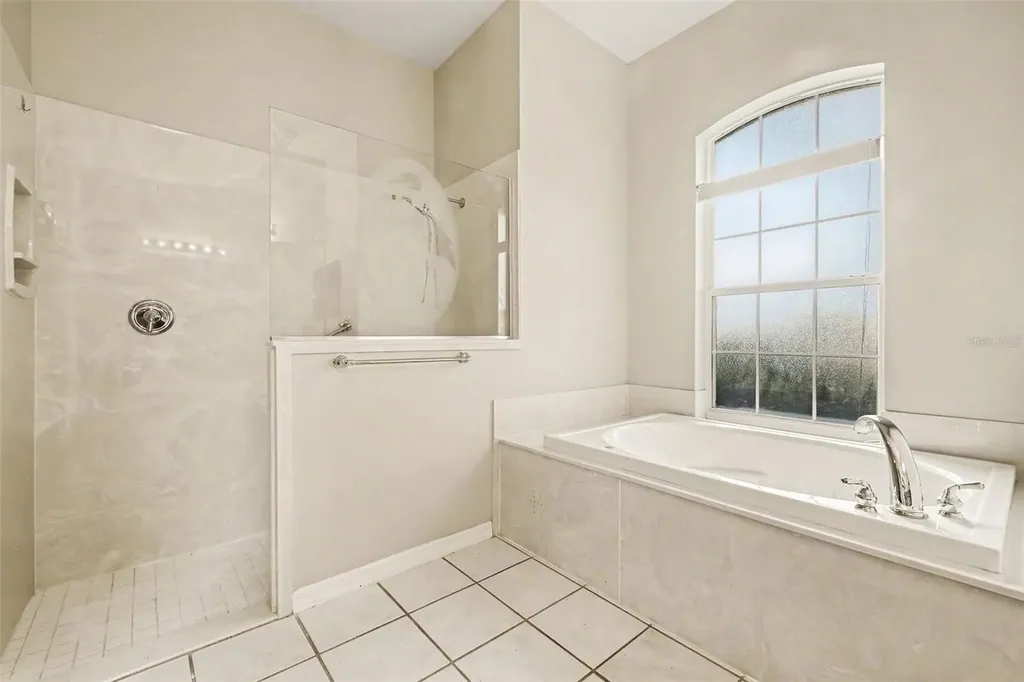 5127 Aurora Drive Leesburg FL 34748