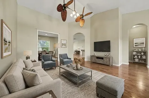 5127 Aurora Drive Leesburg FL 34748