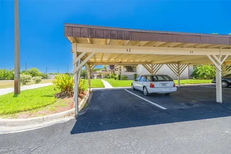 7131 Dell Road New Port Richey FL 34653
