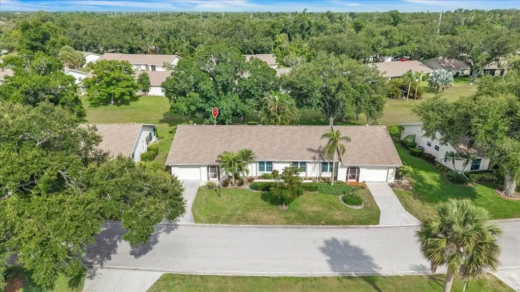 3979 Oakhurst Boulevard Sarasota FL 34233
