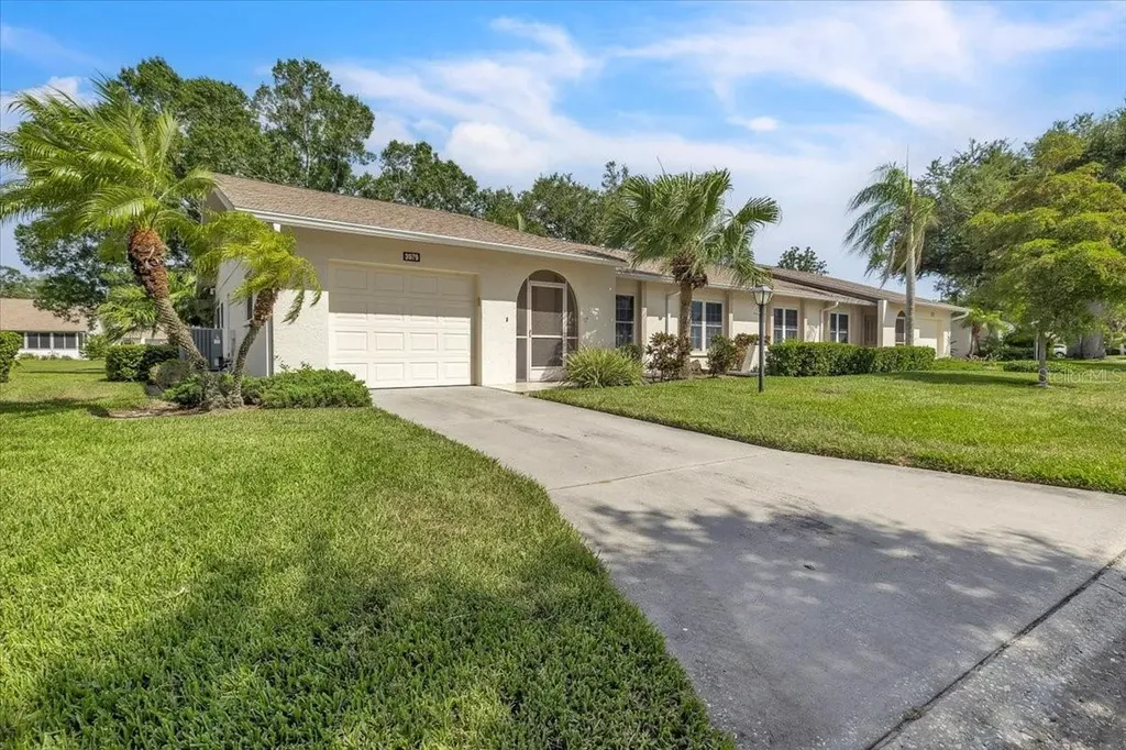 3979 Oakhurst Boulevard Sarasota FL 34233