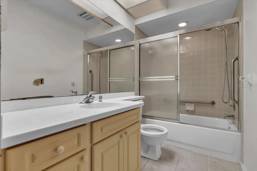 3979 Oakhurst Boulevard Sarasota FL 34233