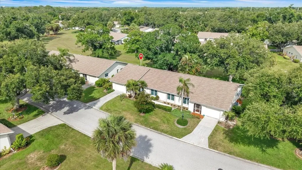 3979 Oakhurst Boulevard Sarasota FL 34233