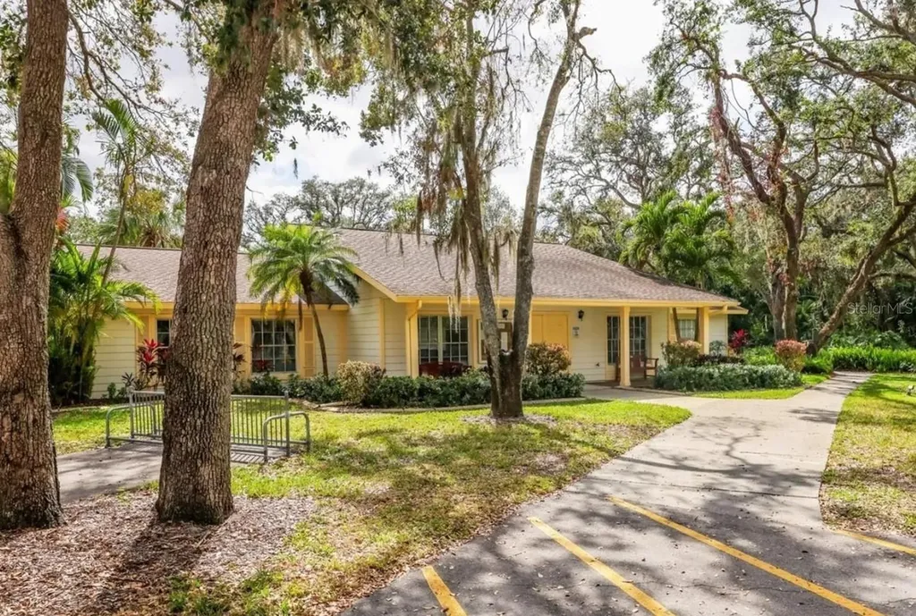 3979 Oakhurst Boulevard Sarasota FL 34233