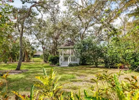 3979 Oakhurst Boulevard Sarasota FL 34233