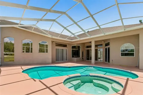 18107 Emerald Bay Street Tampa FL 33647