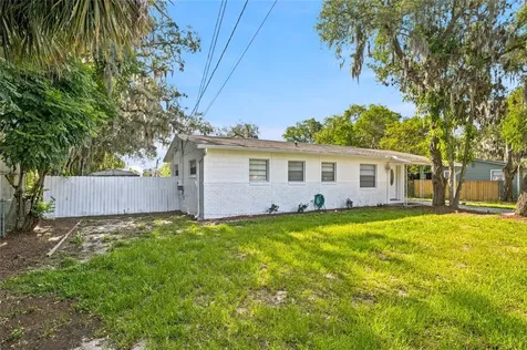 213 S 3rd Street Lake Mary FL 32746
