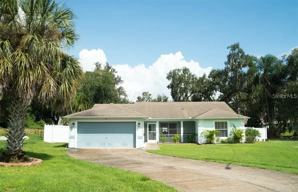 24 Orange Blossom Trail Yalaha FL 34797