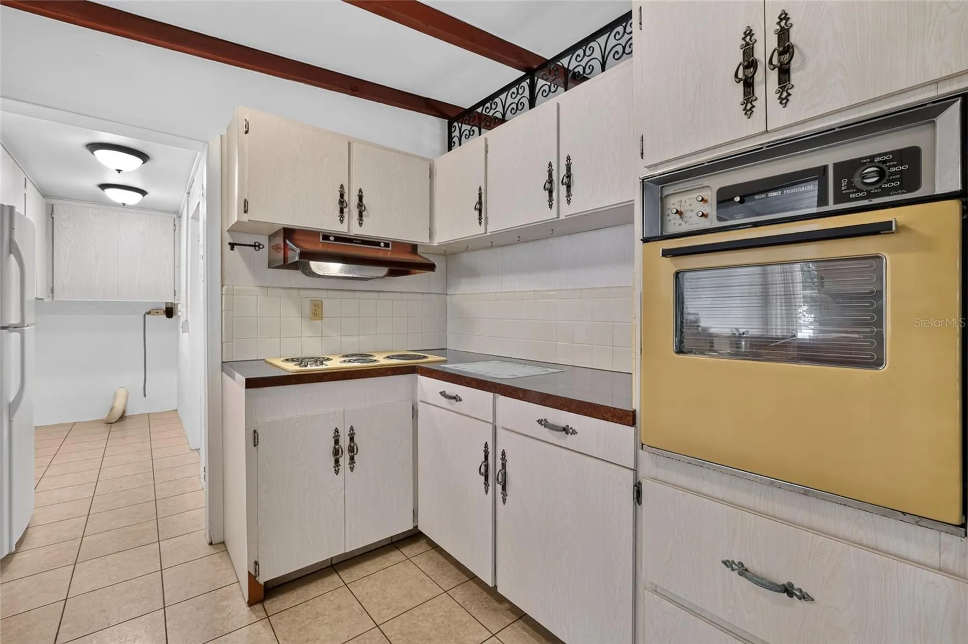 4136 Cr 400 Lake Panasoffkee FL 33538