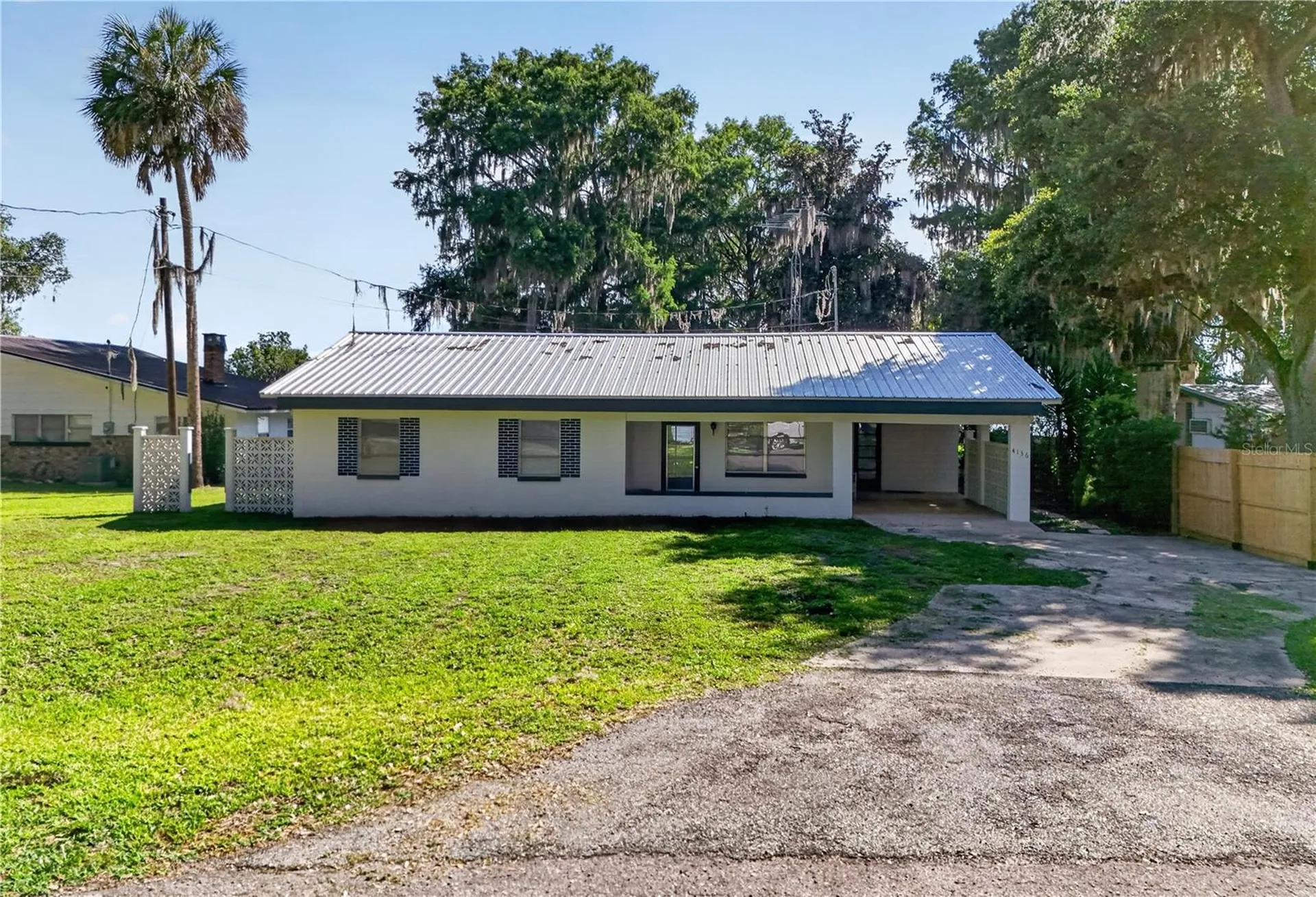 4136 Cr 400 Lake Panasoffkee FL 33538