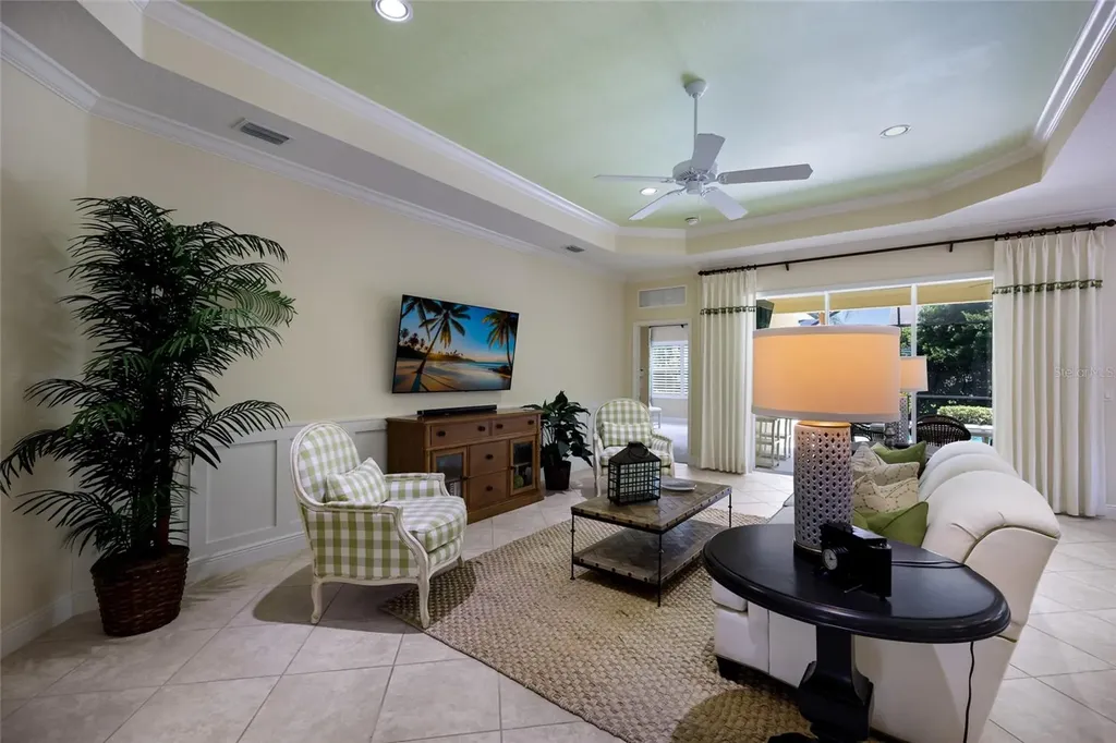 12109 Whisper Lake Drive Bradenton FL 34211