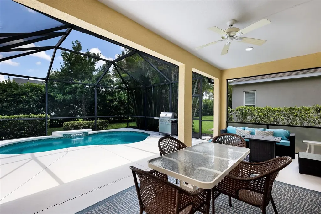 12109 Whisper Lake Drive Bradenton FL 34211
