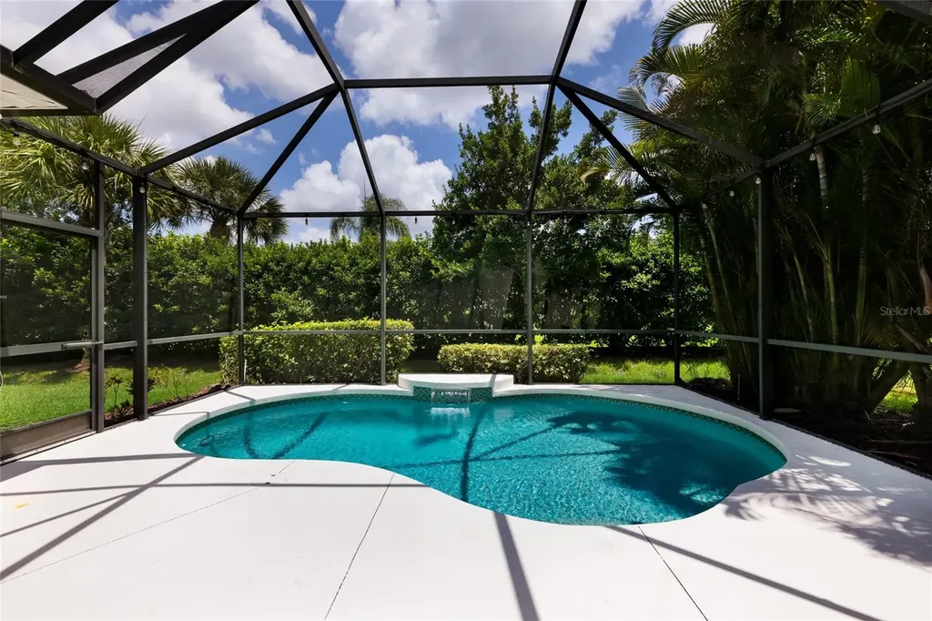 12109 Whisper Lake Drive Bradenton FL 34211
