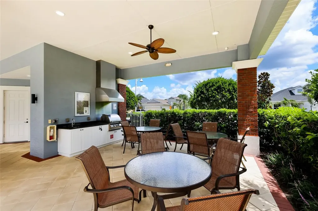 12109 Whisper Lake Drive Bradenton FL 34211