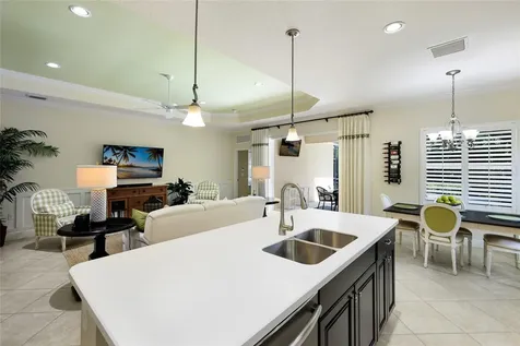 12109 Whisper Lake Drive Bradenton FL 34211