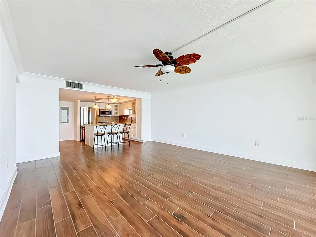 450 Treasure Island Causeway Treasure Island FL 33706