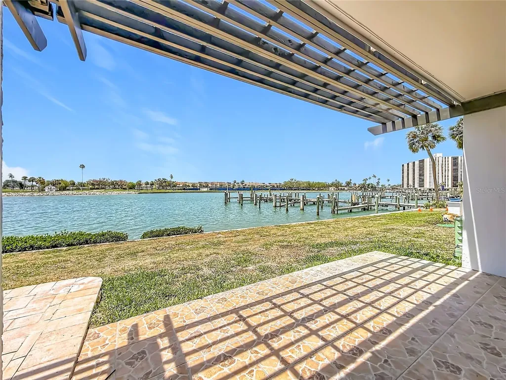 450 Treasure Island Causeway Treasure Island FL 33706
