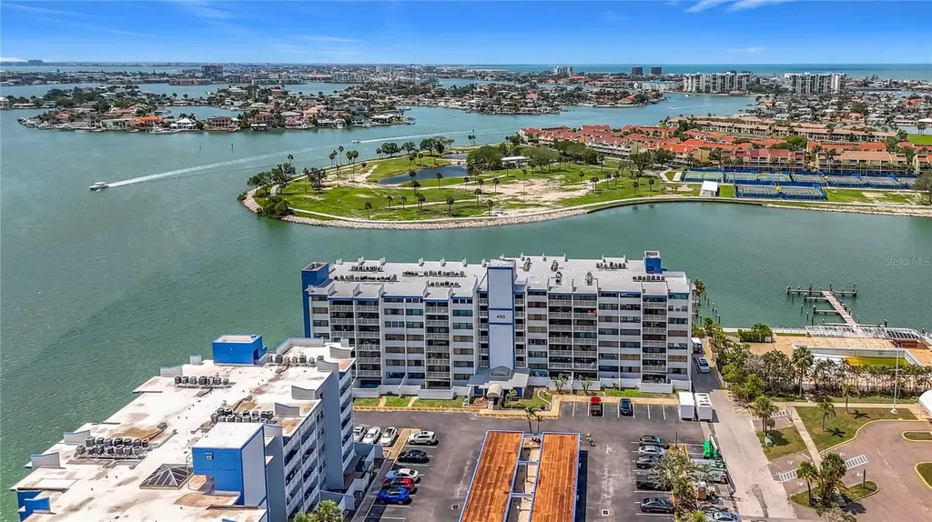 450 Treasure Island Causeway Treasure Island FL 33706