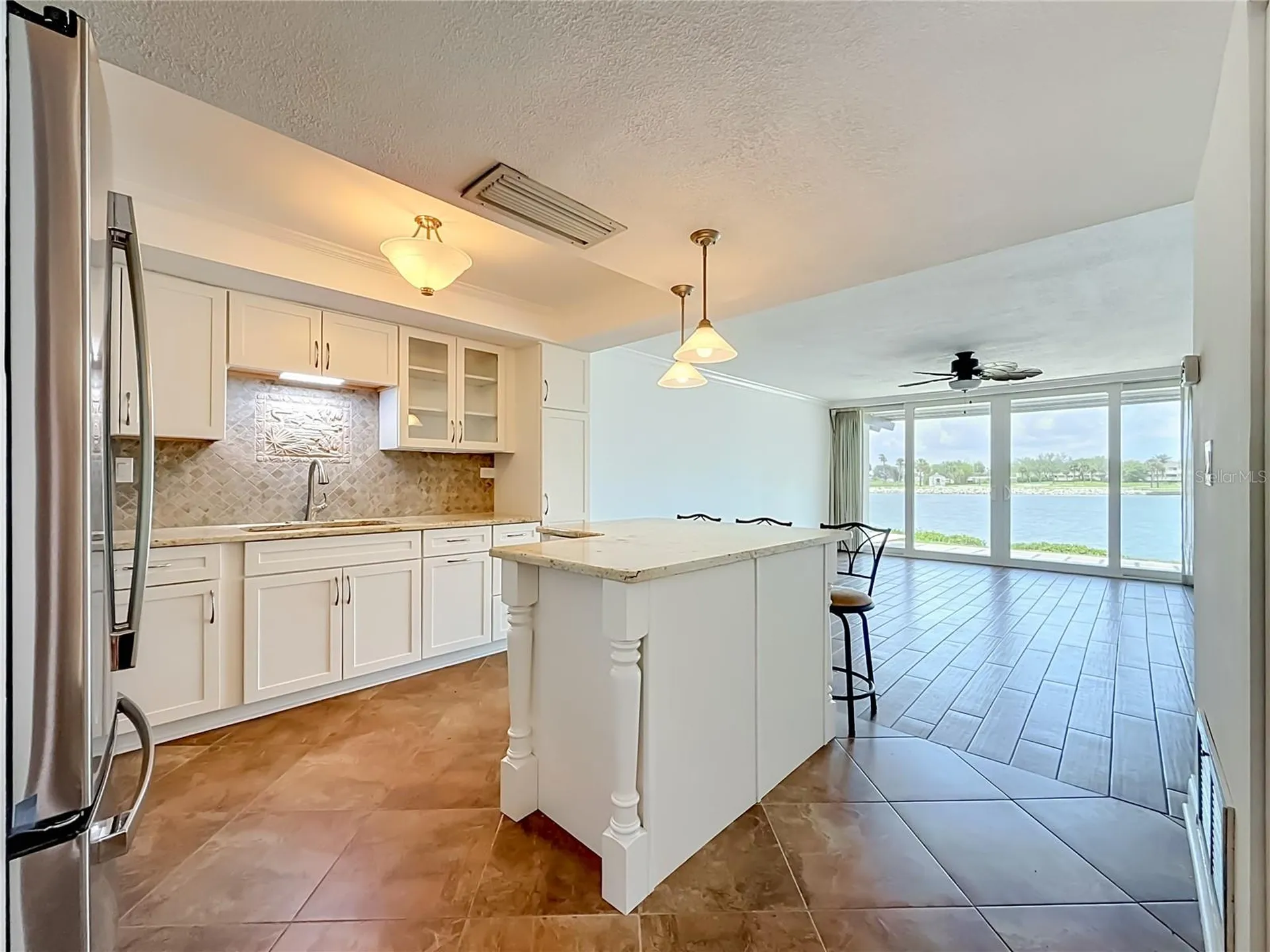 450 Treasure Island Causeway Treasure Island FL 33706