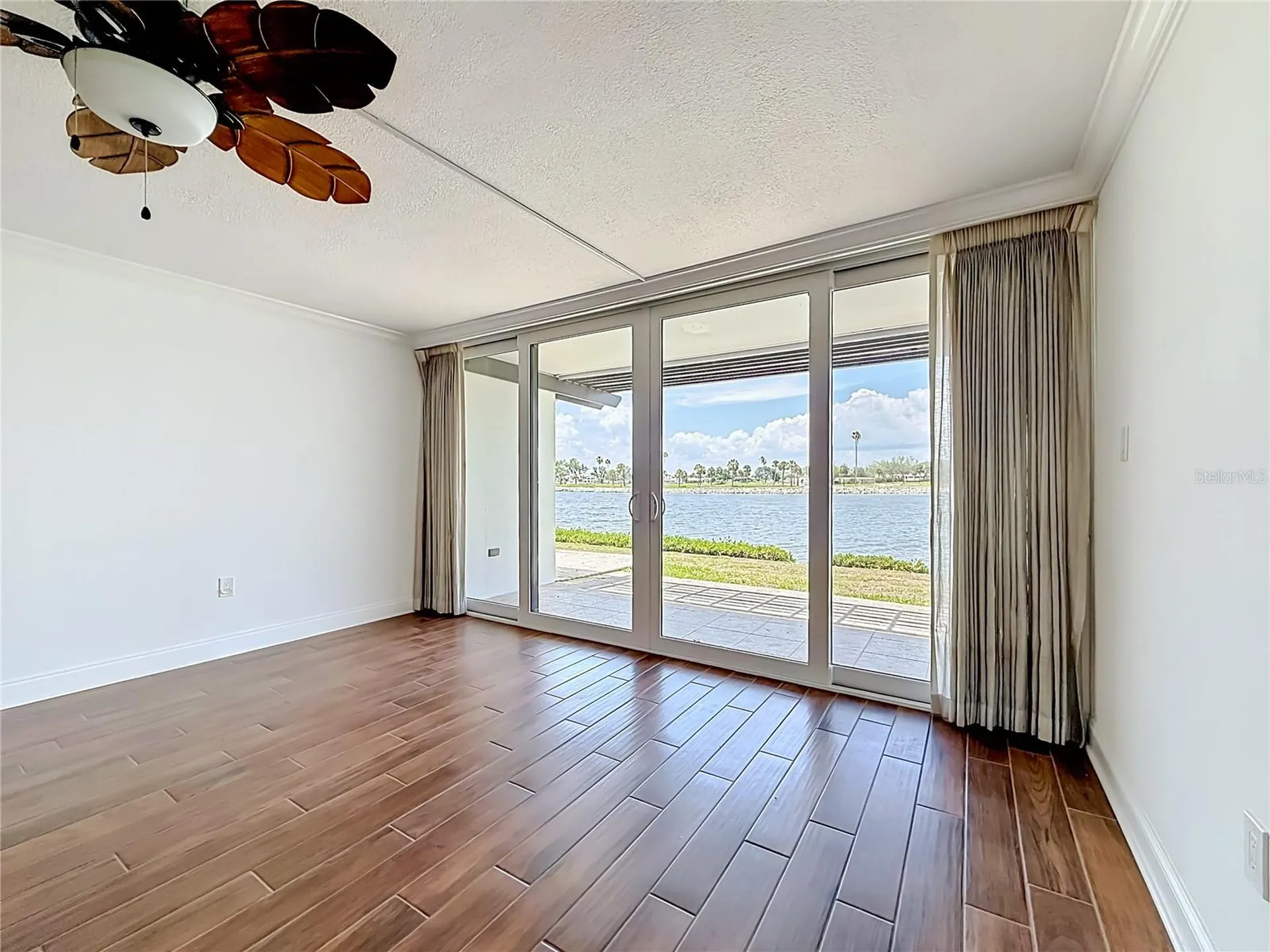 450 Treasure Island Causeway Treasure Island FL 33706