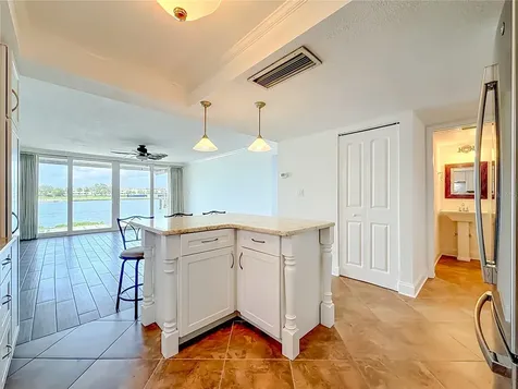 450 Treasure Island Causeway Treasure Island FL 33706