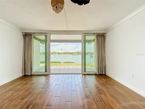 450 Treasure Island Causeway Treasure Island FL 33706