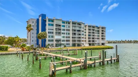450 Treasure Island Causeway Treasure Island FL 33706